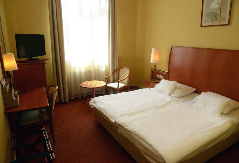 اتاق استاندارد یک نفره, City Partner Park Hotel Pelikan