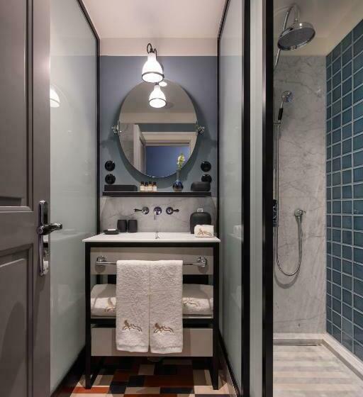Quarto standard, Bairro Alto
