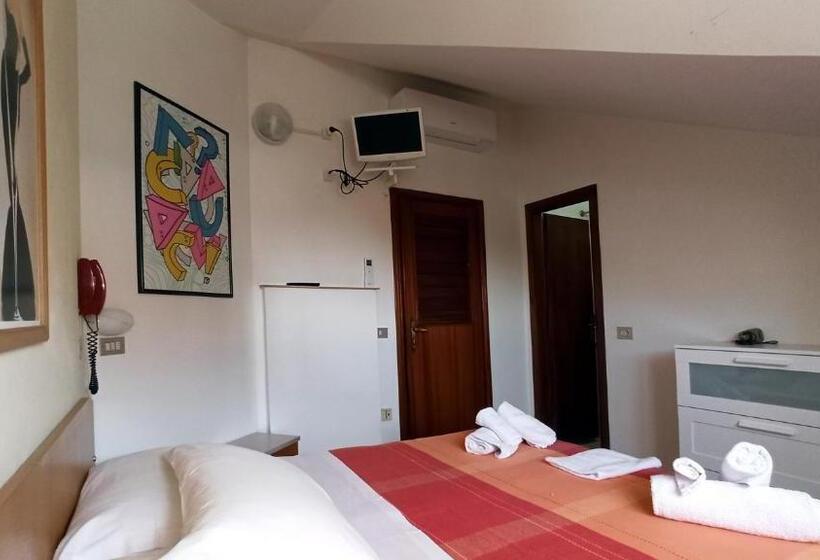 Quarto Ático, La Caravella