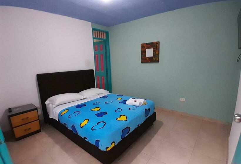 스탠다드 룸, Hostal Johnnier