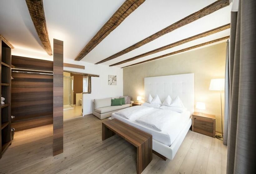 Полулюкс, Boutique Hotel Zum Rosenbaum