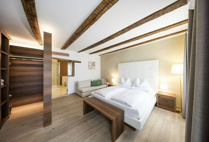 Полулюкс, Boutique Hotel Zum Rosenbaum