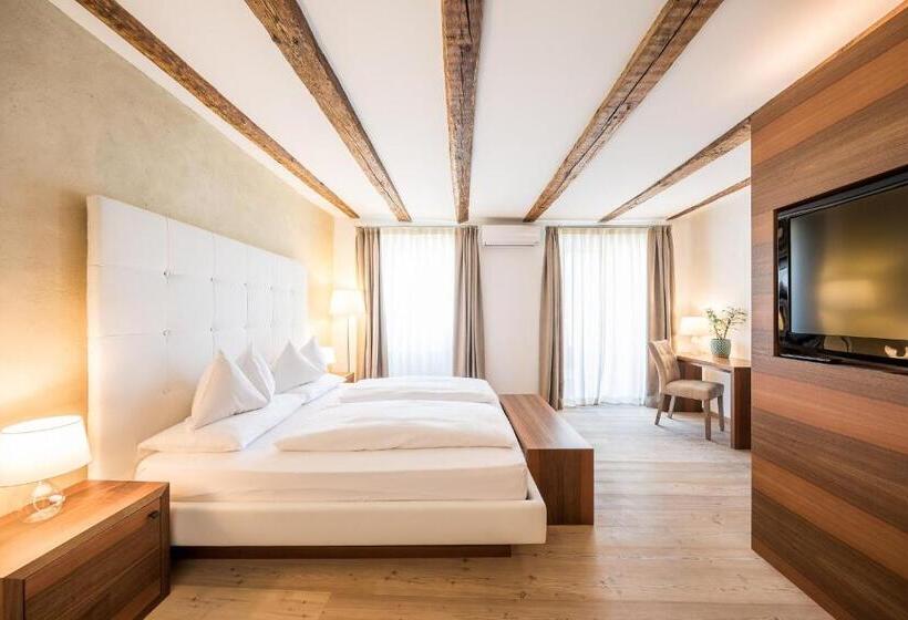 Полулюкс, Boutique Hotel Zum Rosenbaum