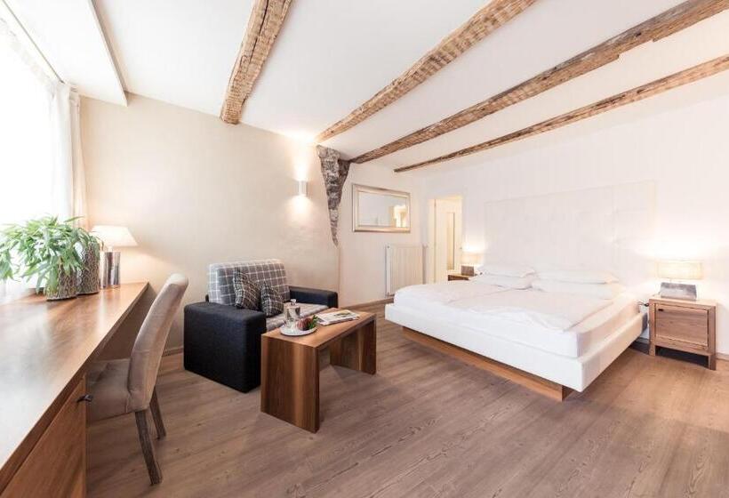 Полулюкс, Boutique Hotel Zum Rosenbaum