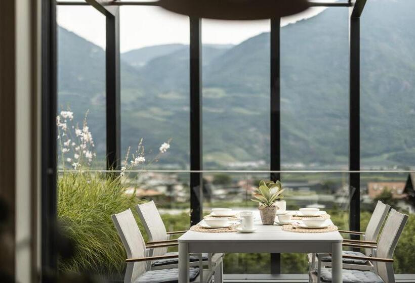 Апартаменты 2 Спальни, Boutique Hotel Zum Rosenbaum