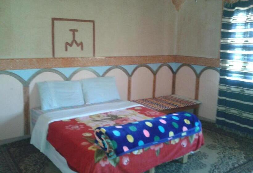 Номер Стандарт Трехместный, Auberge Kasbah Ait Marghad
