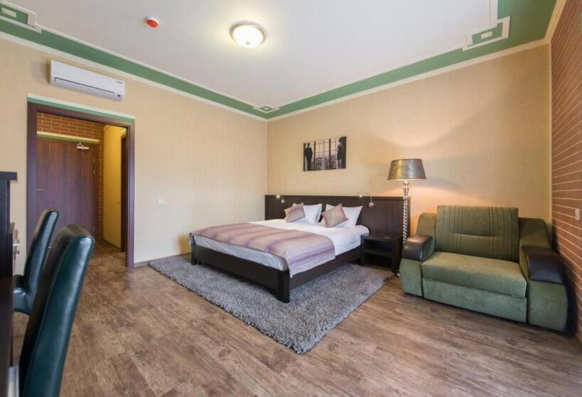 اتاق استاندارد با بالکن, Green Villa