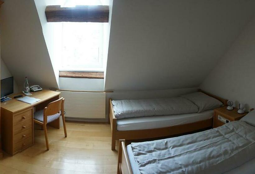 Номер Economy, Klosterhotel Kreuz
