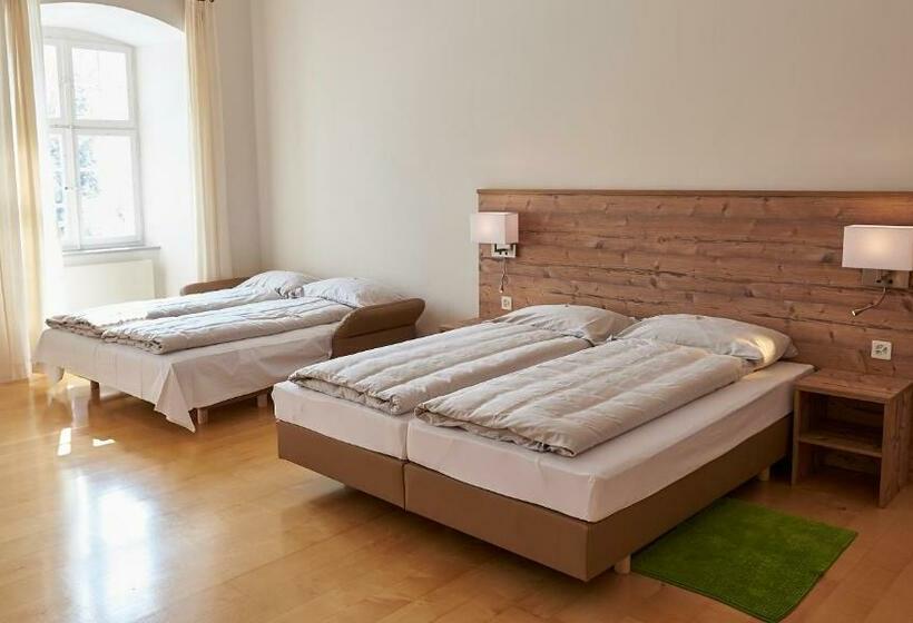 Четырехместный Номер Стандарт, Klosterhotel Kreuz