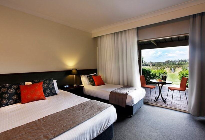 스탠다드 스튜디오, Harrigan S Hunter Valley
