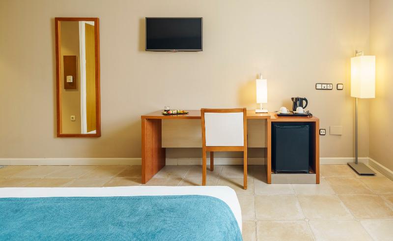Номер Стандарт, Ilunion Fuengirola