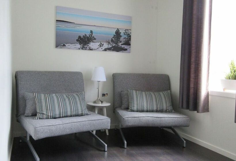 家庭间, Hedenstugan B&b