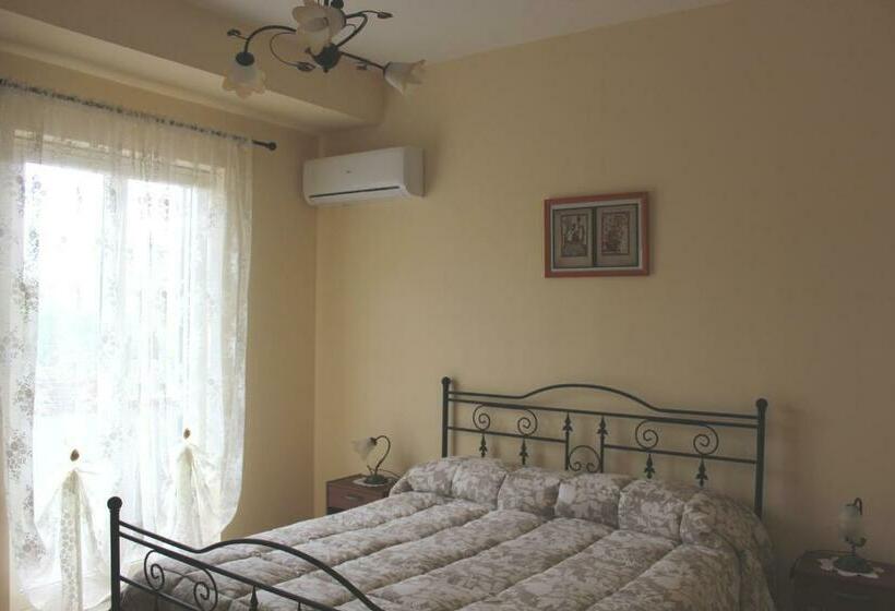 Номер Стандарт, Libro Di Sogni   B&b Letterario