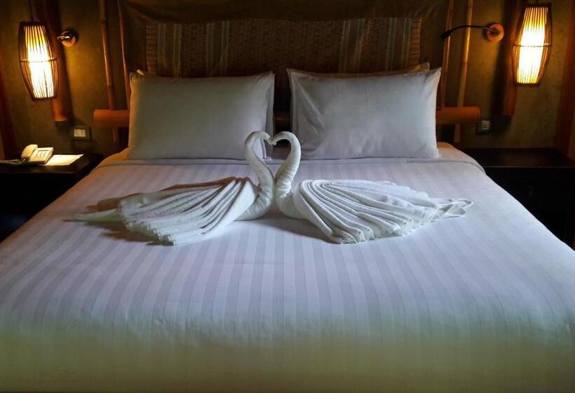 Вилла с 1 спальней и бассейном, Namkat Yorla Pa Resort