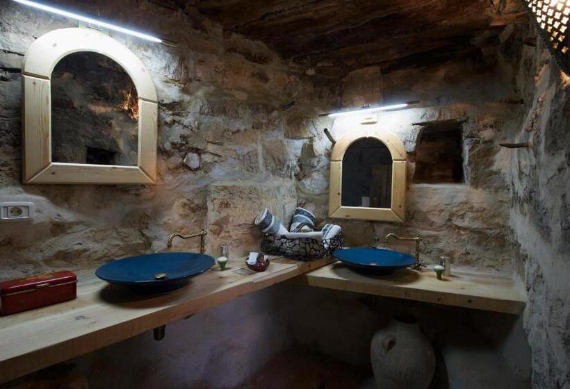 Номер Стандарт, Auberge De Tamezret