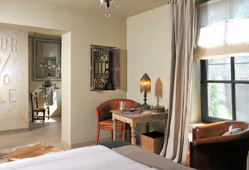 اتاق لوکس با تخت بزرگ, B&b Sapere
