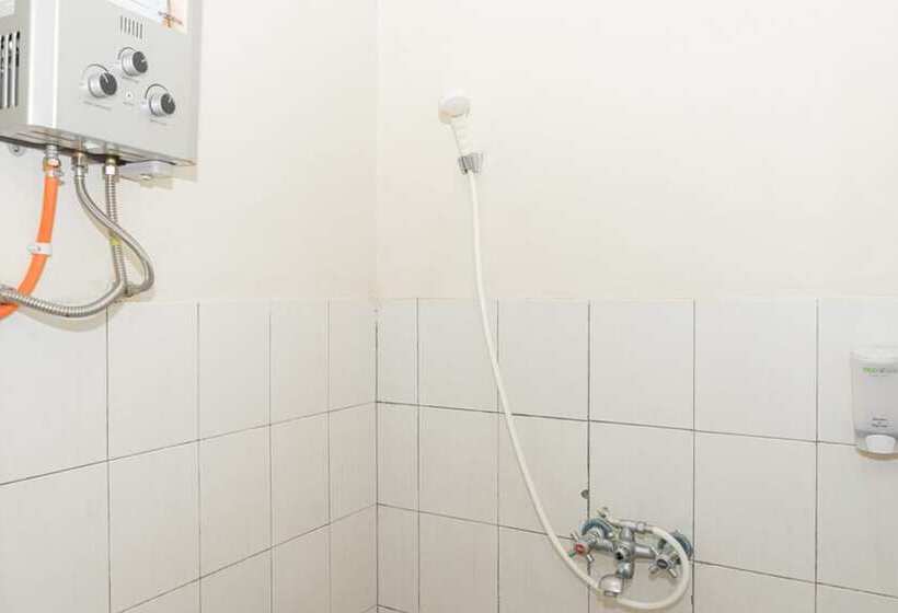 Номер Стандарт, Reddoorz Near Gajahmungkur Semarang