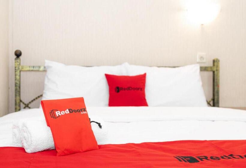 Номер Economy, Reddoorz Near Gajahmungkur Semarang