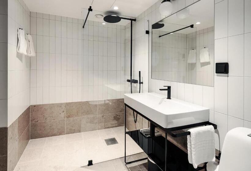 Люкс Повышенной Комфортности, Sandhamn Seglarhotell