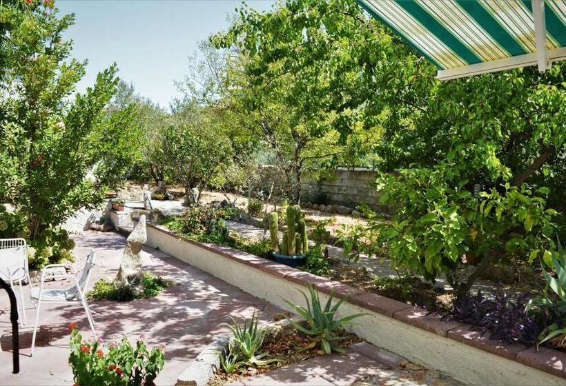 Номер Стандарт, B&b Gianni E Pia