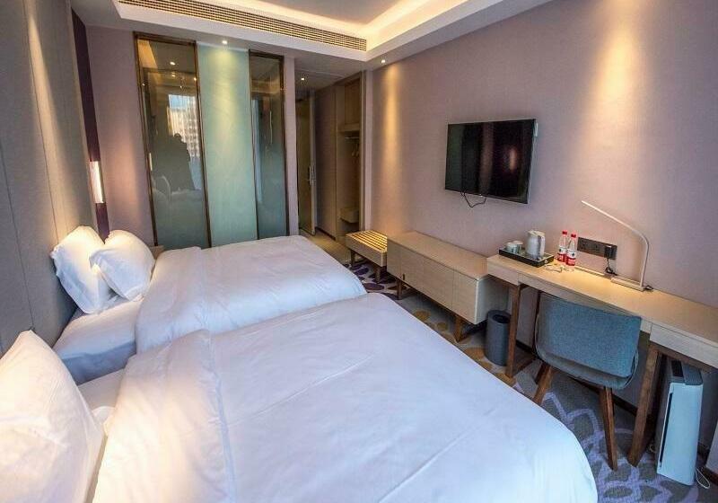 Номер Deluxe, Lavande Hotel Heyuan Heping Baisheng Square