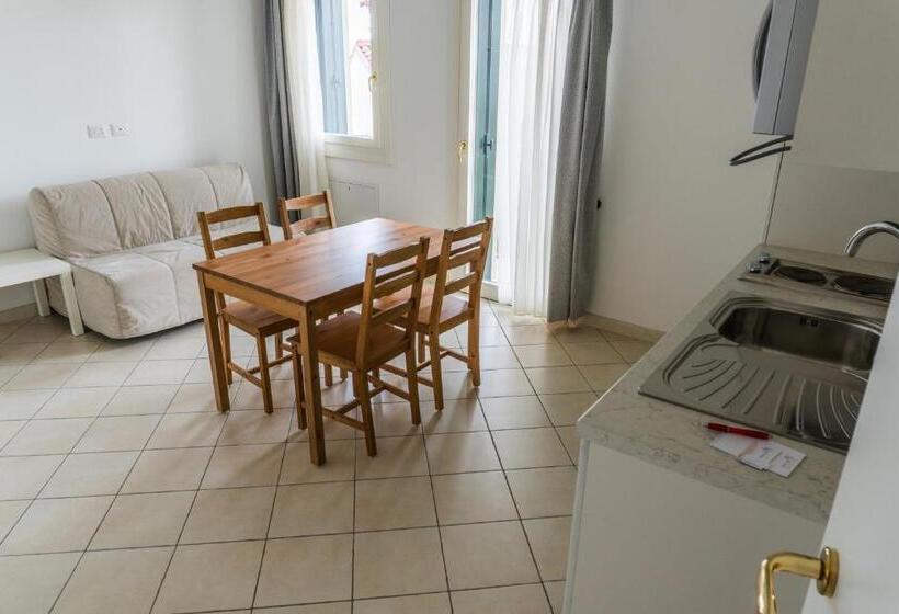 带1个卧室的带阳台的公寓, Agriturismo Dai Gobbi