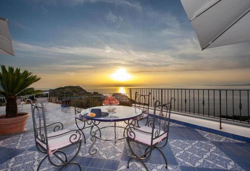 Номер Стандарт Вид на Сад, Torre Elisabetta Rooms