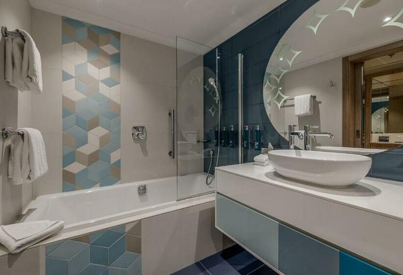 اتاق خانواده اجرایی, Hilton Malta