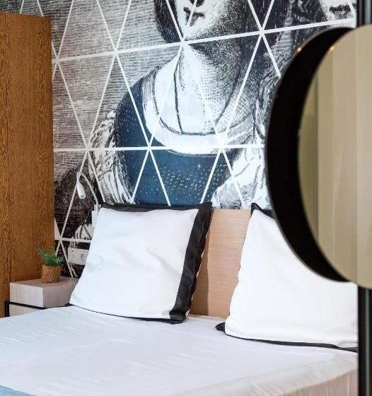 Люкс Боковой Вид на Море, King Jason Protaras   Designed For Adults By Louis Hotels