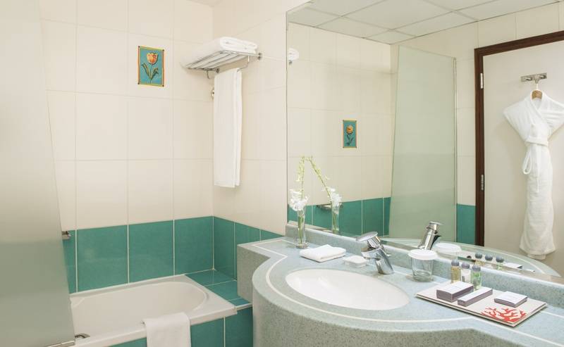Номер Deluxe, Coral Dubai Deira