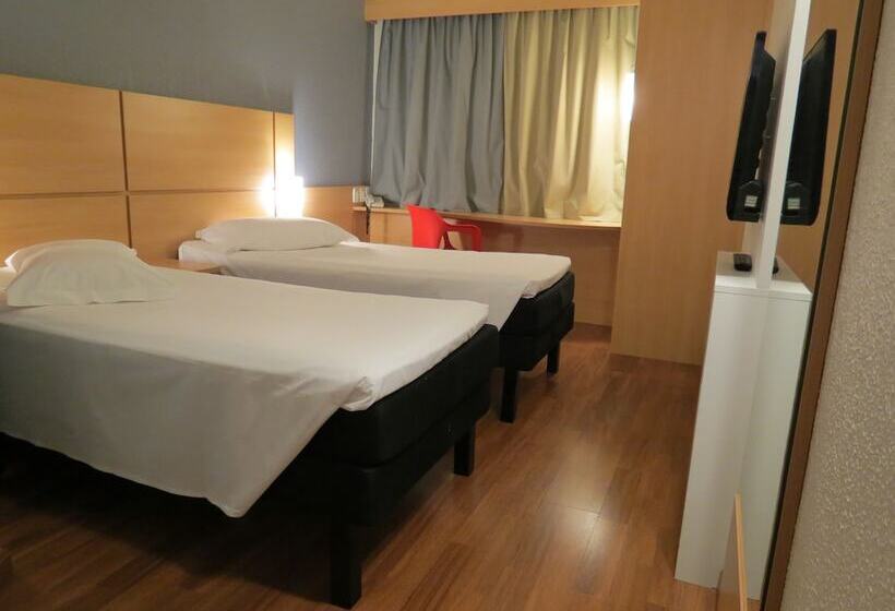 스탠다드 룸, Ibis Joinville