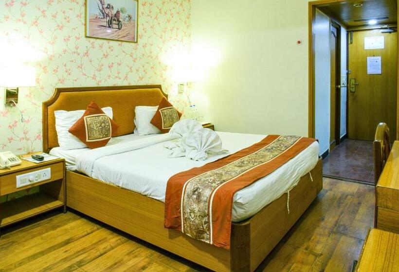 标准间, Quality Inn Residency