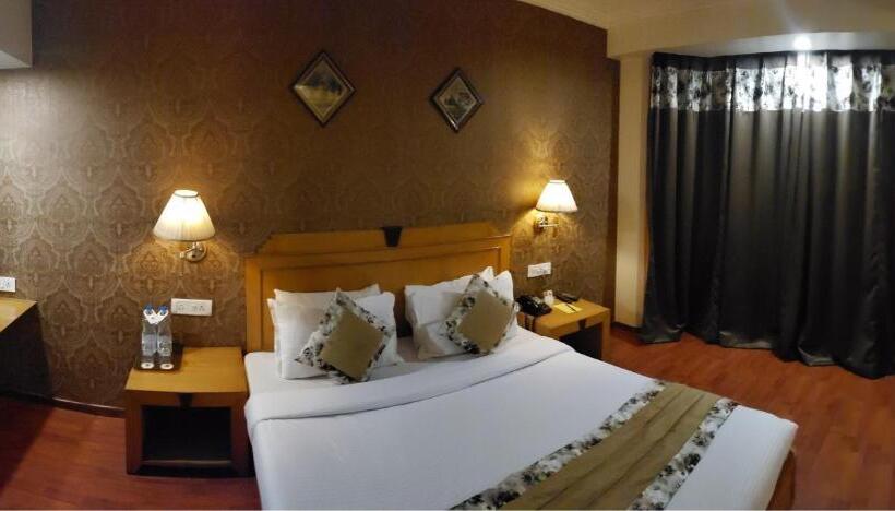 豪华套房, Quality Inn Residency