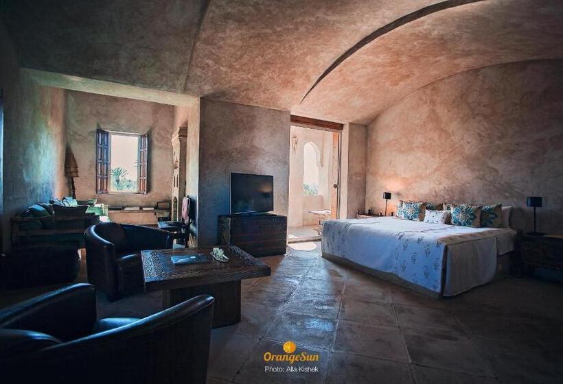 2 Bedroom Apartment with Pool, Ksar Char Bagh Small Luxury Hotels