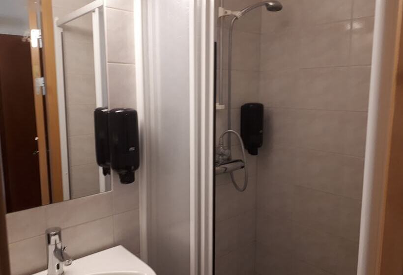 Quarto Estandar Individual, L Indalsleden