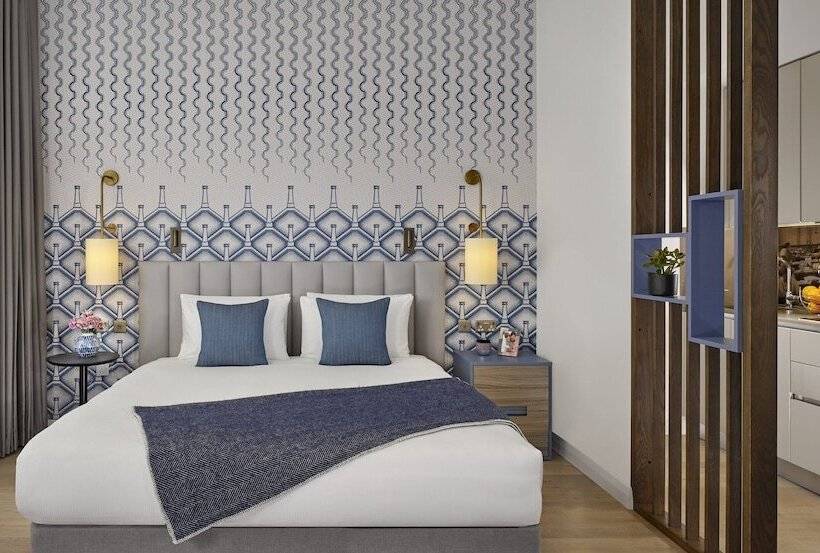 استودیوی لوکس, Citadines Islington London