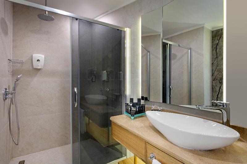 Suite with Terrace, Dobedan World Palace