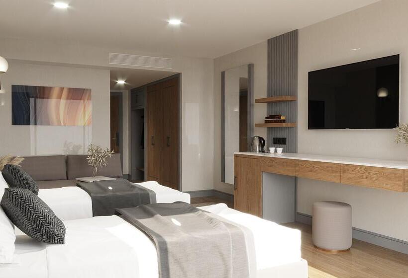 Superior Room, Dobedan World Palace