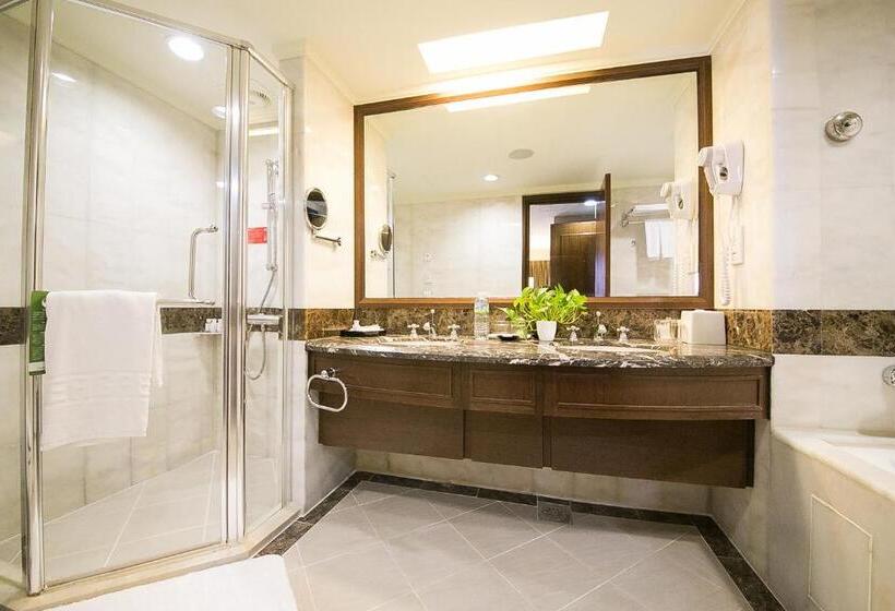 سوییت سوپریور, Evergreen Plaza Hotel   Tainan