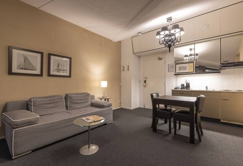 سوییت جونیور, Fletcher Hotel Jan Van Scorel