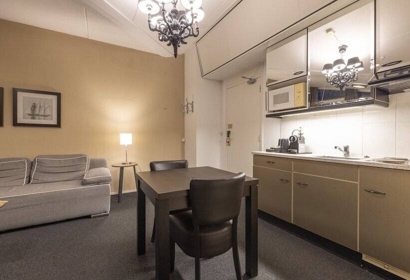 سوییت جونیور, Fletcher Hotel Jan Van Scorel