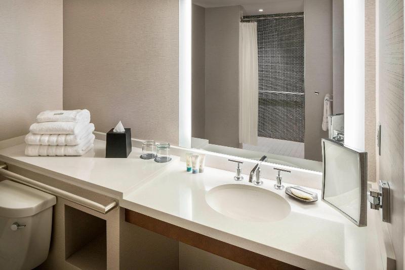 Номер Deluxe, Shangrila Fuzhou