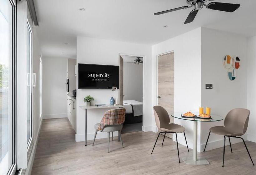 Пентхаус Люкс, Q Square By Supercity Aparthotels
