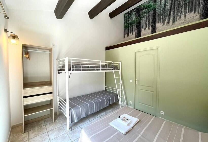 اتاق استاندارد چهار تخته, Le Relais De Sisco
