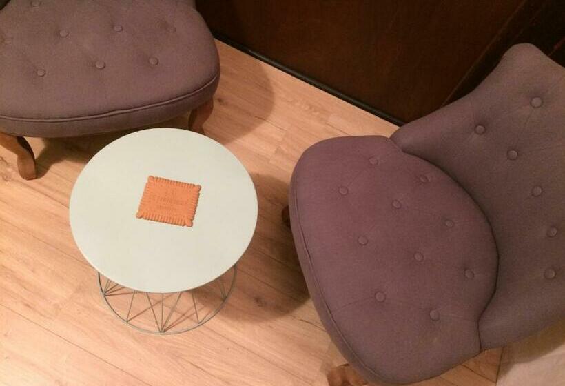 استودیوی استاندارد, Le Petit Beurre   Studio En Hypercentre De Beaune