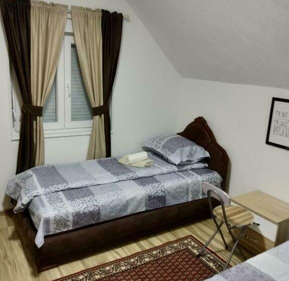 اتاق استاندارد با چشم‌انداز باغ, Guest House Rg