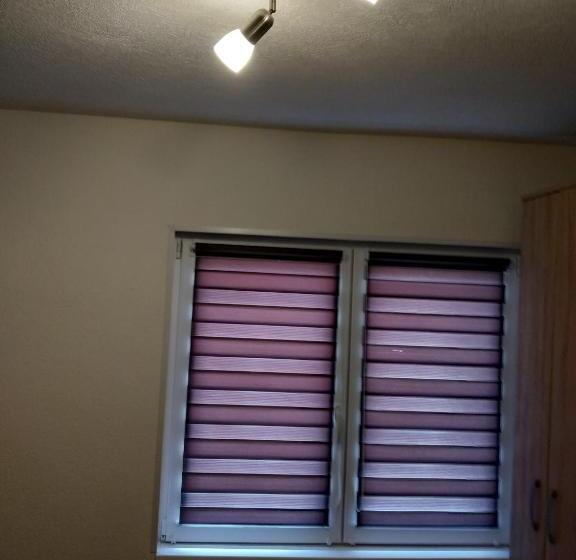 استودیوی استاندارد, Guest House Rg
