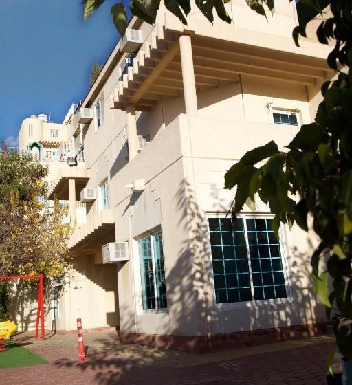 شقة غرفتين, Seven Garden Alhada Suites