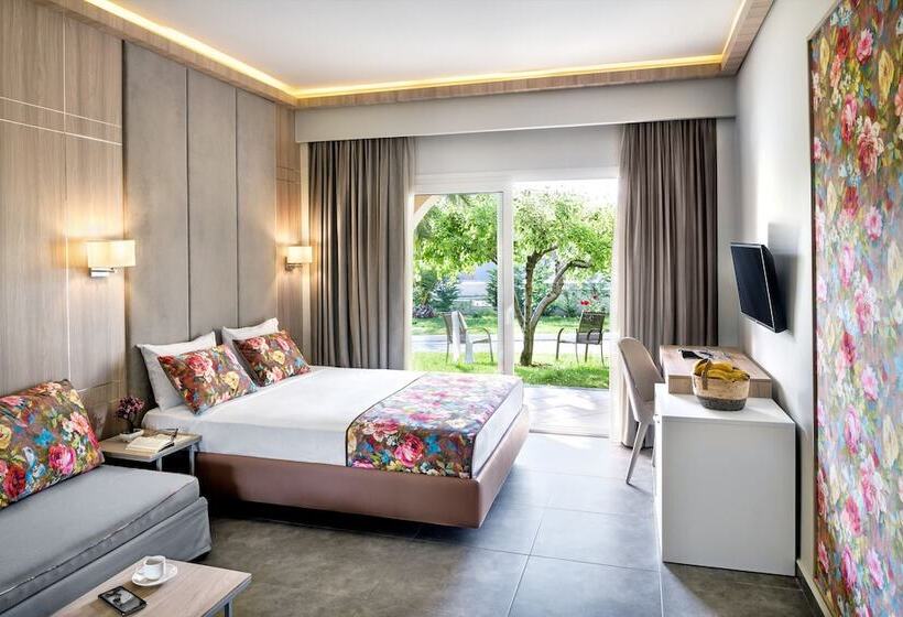豪华房间, Alexandra Beach Spa Resort