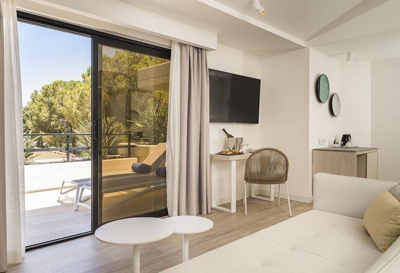 סוויטת ג'וניור, Grand Palladium Sicilia Resort & Spa